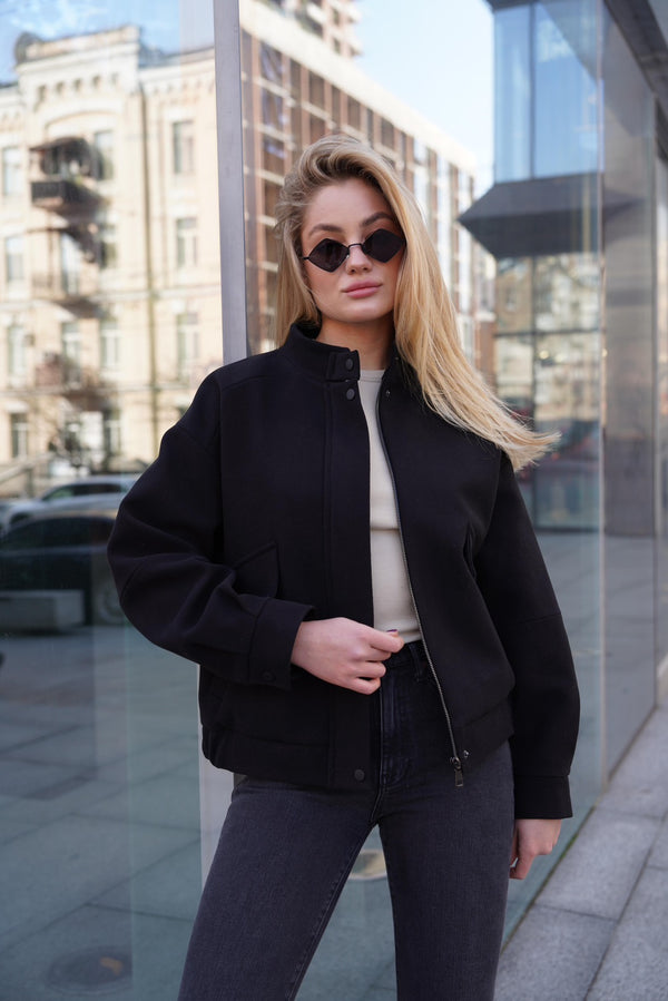 Black short wool jacket