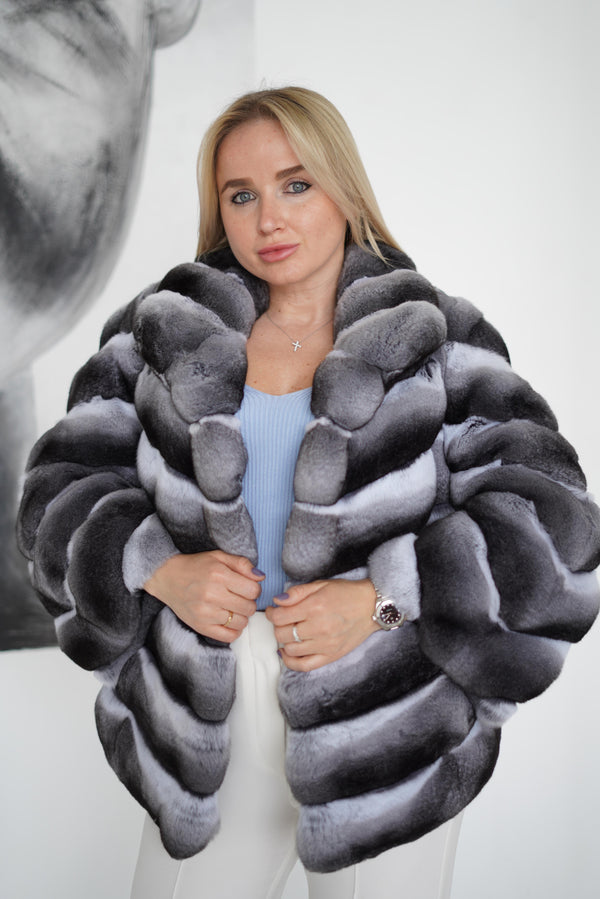 Short fur coat made of natural chinchilla