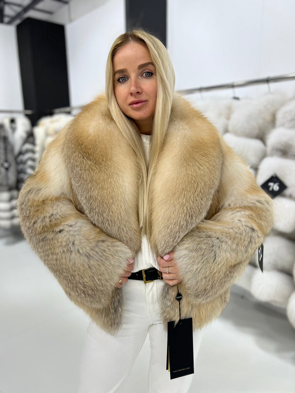 Short golden fox coat